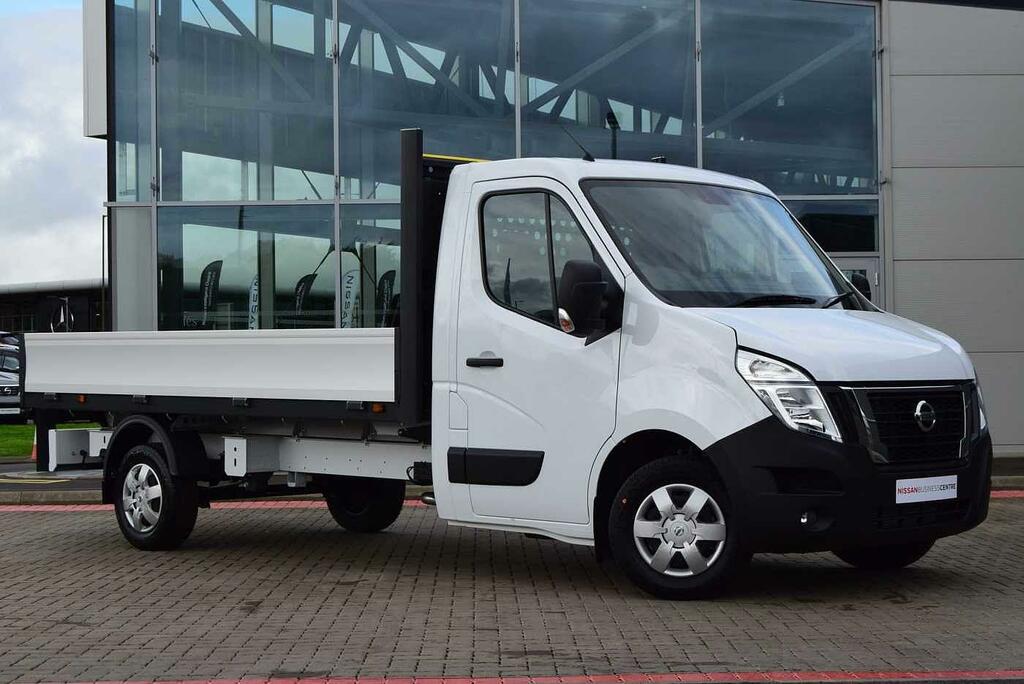 Compare Nissan InterStar 2.3 Dci 145 Tekna L3 Lwb 3.5T Dropside With Nav - SL24OWU White