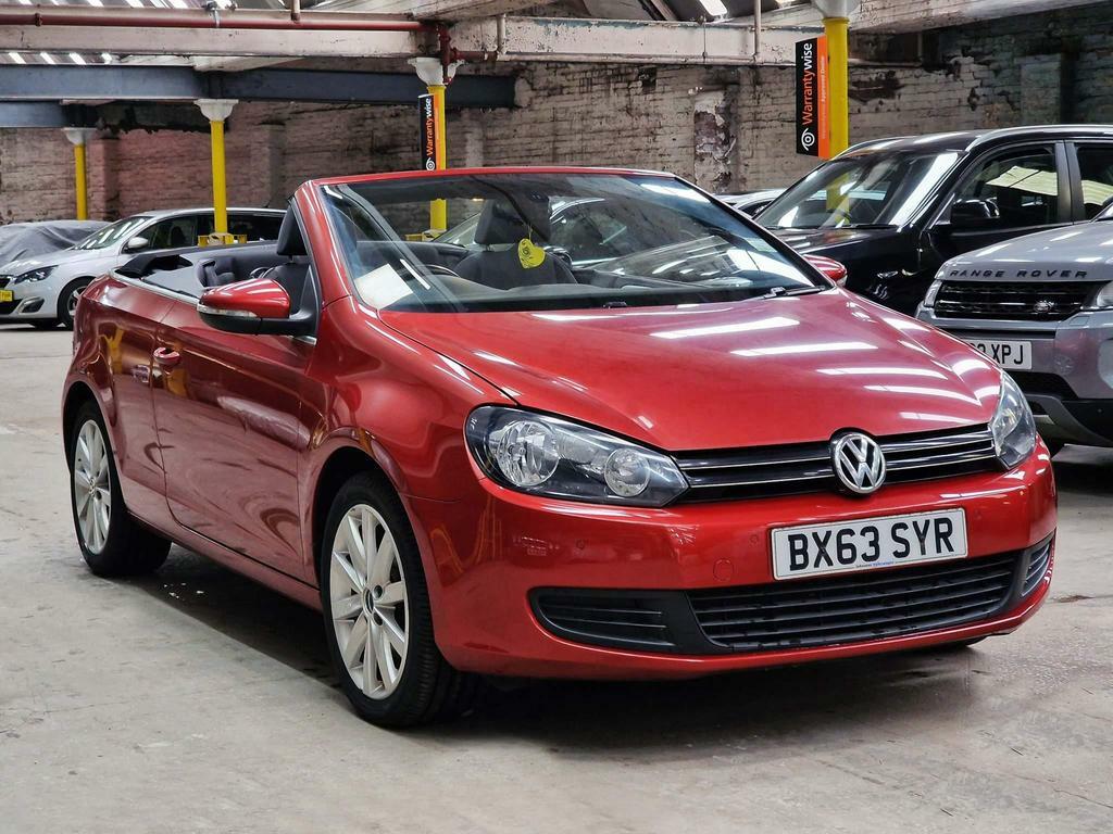 Compare Volkswagen Golf 1.6 Tdi Bluemotion Tech Se Cabriolet Euro 5 Ss BX63SYR Red