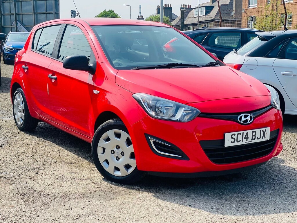 Compare Hyundai I20 1.2 Classic 24K Miles Only Ulez Free 35 Tax. SC14BJX Red
