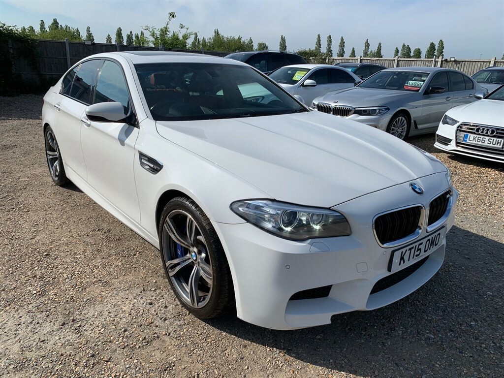 BMW M5 4.4 V8 Dct Euro 6 Ss White #1