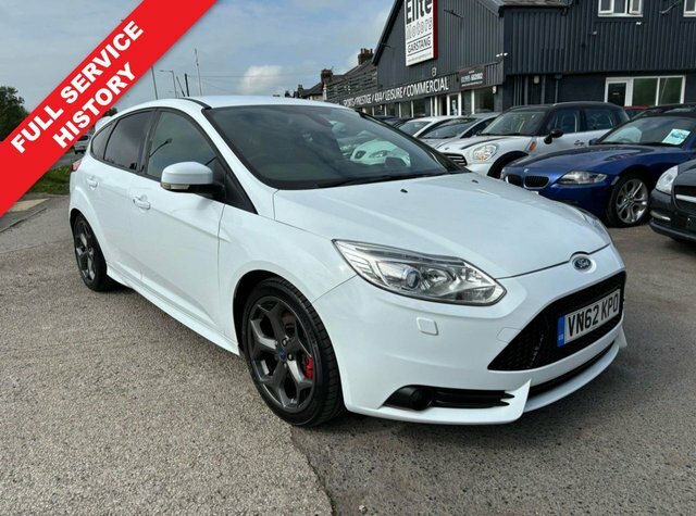 Compare Ford Focus 2012 2.0 St-3 247 Bhp VN62KPO White