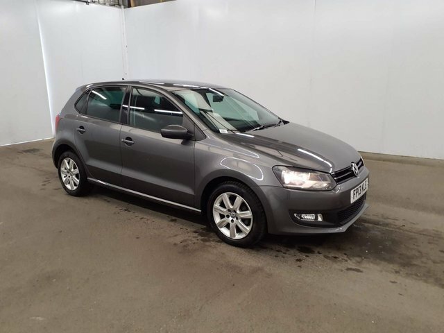 Compare Volkswagen Polo 1.4 Match Edition 83 Bhp FP13KLE Grey