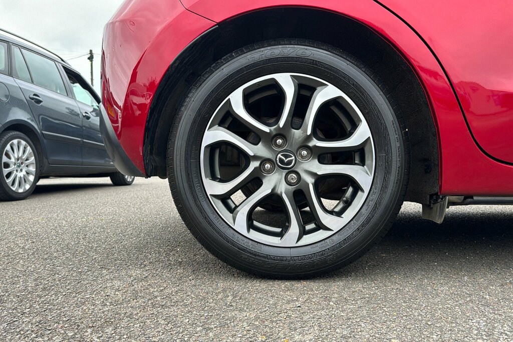 Compare Mazda 2 1.5 Skyactiv-g Sport FT15CXH Red