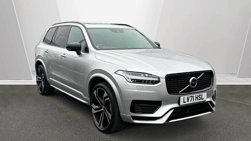 Compare Volvo XC90 Recharge R-design, T8 Awd Plug-in Hybrid, 7 Seats, LV71HSL Silver
