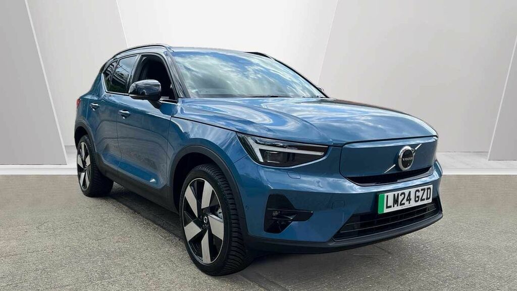 Compare Volvo XC40 Recharge Ultimate, Twin Motor, Panoramic LM24GZD Blue