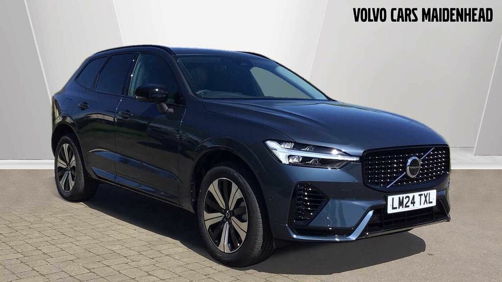 Compare Volvo XC60 Recharge Plus, T6 Awd Plug-in Hybrid, LM24TXL Blue