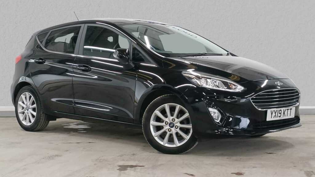 Compare Ford Fiesta 1.0 Ecoboost Titanium YX19KTT Black