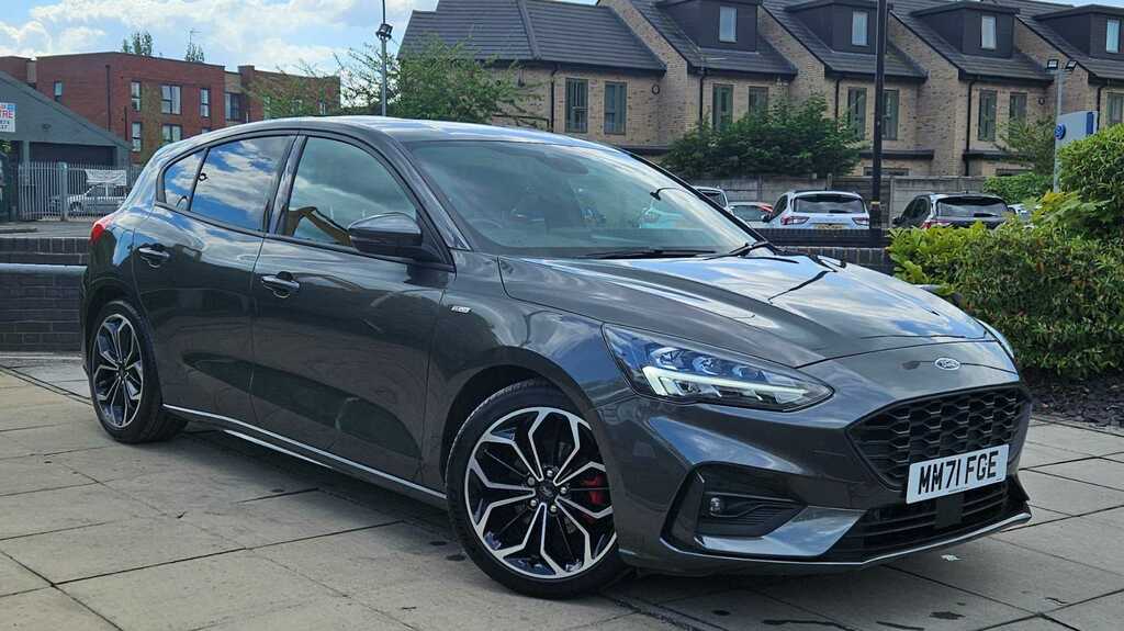 Compare Ford Focus 1.0 Ecoboost Hybrid Mhev 155 St-line X Edition MM71FGE Grey