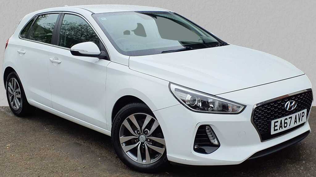 Hyundai I30 1.6 Crdi Se Nav White #1