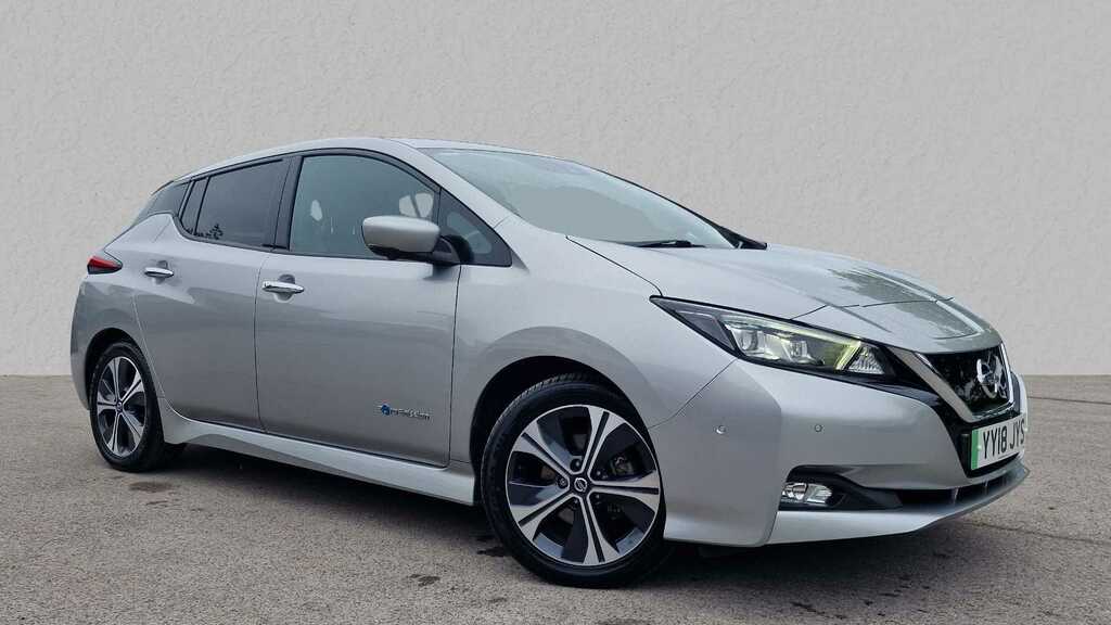 Compare Nissan Leaf 110Kw Tekna 40Kwh YY18JYS Silver
