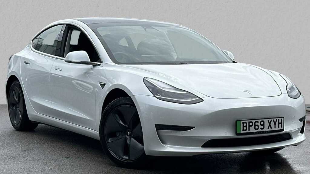 Compare Tesla Model 3 Long Range Awd BP69XYH White