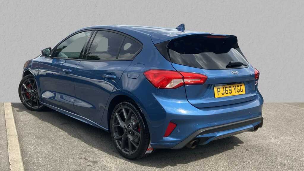 Compare Ford Focus St PJ69YGG Blue