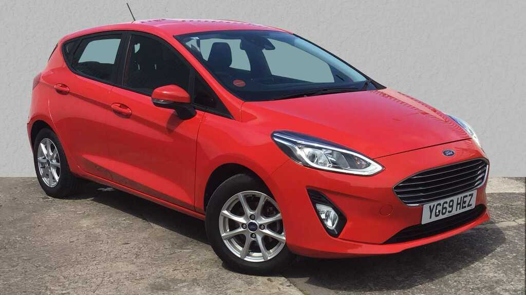 Compare Ford Fiesta 1.1 Zetec YG69HEZ Red
