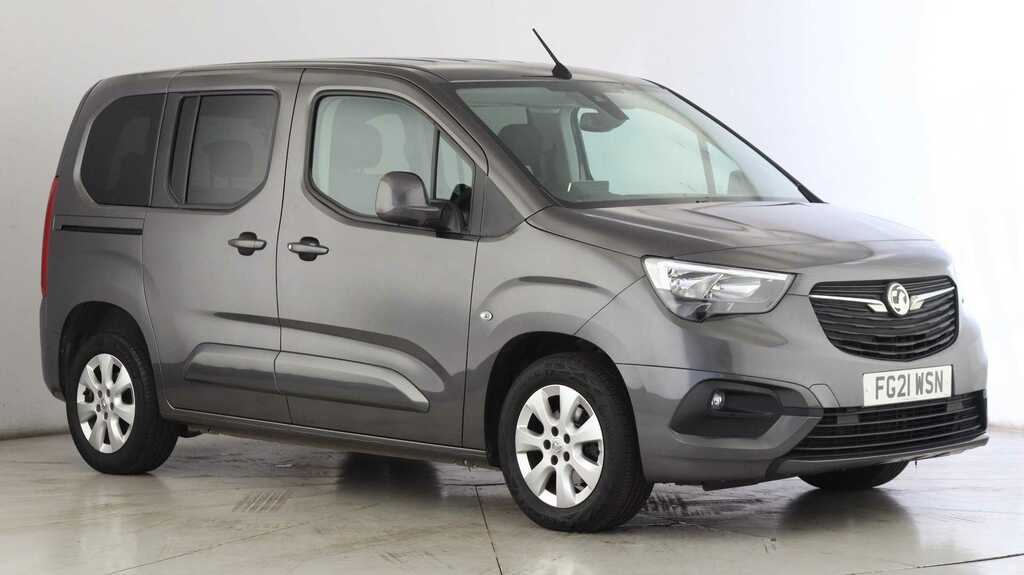 Compare Vauxhall Combo Life 1.5 Turbo D Se FG21WSN Grey