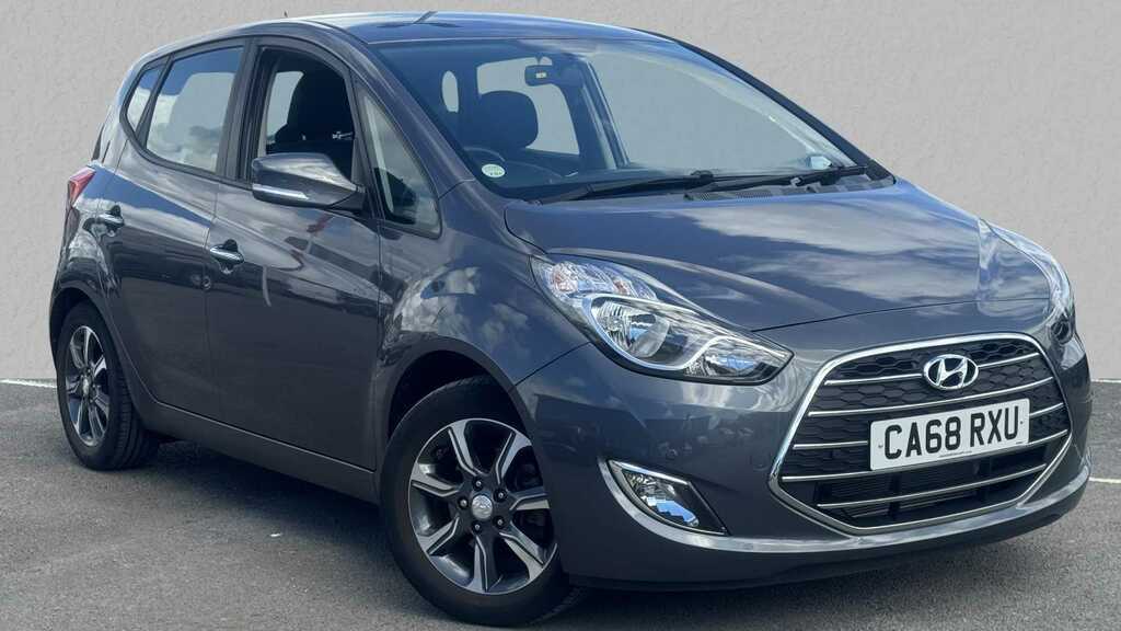 Compare Hyundai Ix20 1.6 Se Nav CA68RXU Grey