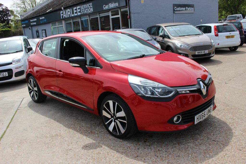 Compare Renault Clio Hatchback 0.9 Dynamique S Nav Tce 90 2016 HX66UMB Red