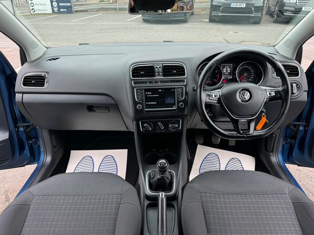 Compare Volkswagen Polo Hatchback 1.0 Bluemotion Tech Se Euro 6 Ss FY15BXK Blue