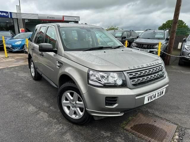 Compare Land Rover Freelander 2 4X4 2.2 Td4 S 4Wd Euro 5 Ss 201414 VK14XAW Gold