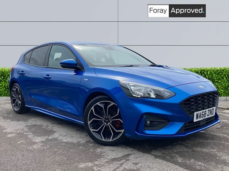 Compare Ford Focus 1.0 Ecoboost 125 St-line X WA68ZND Blue