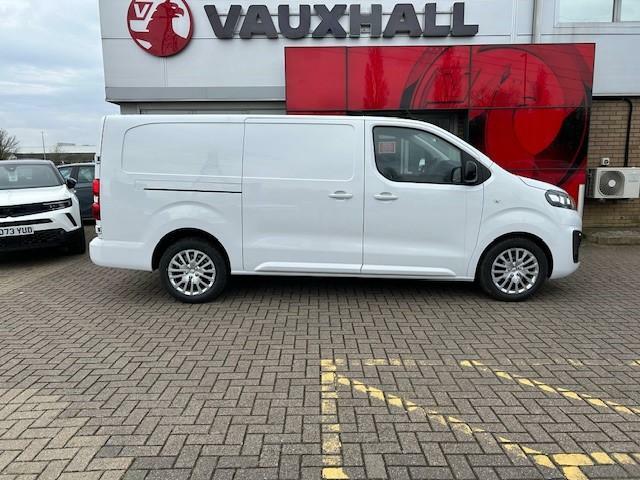 Compare Vauxhall Vivaro L2h1 Van 2.0 145 3100 Pro KV24XLB White