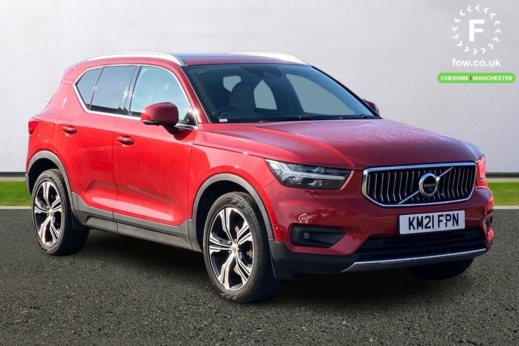 Volvo XC40 1.5 T5 Recharge Phev Inscription Pro Red #1
