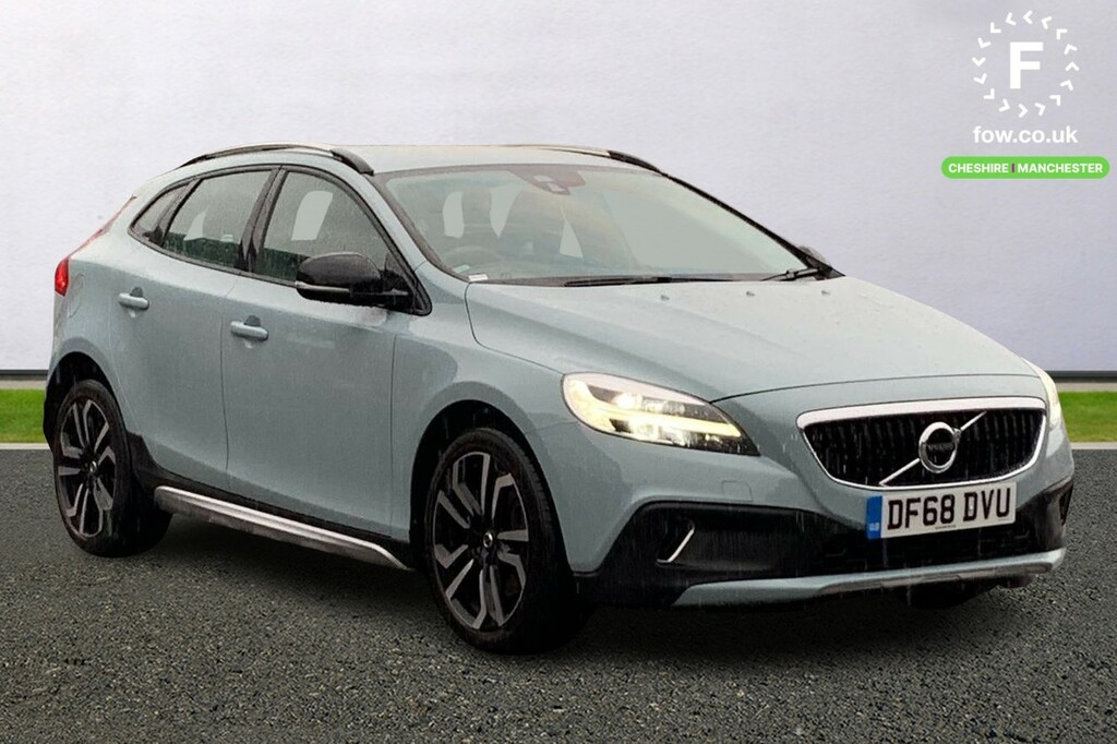 Volvo V40 Cross Country D2 Cross Country Pro Blue #1