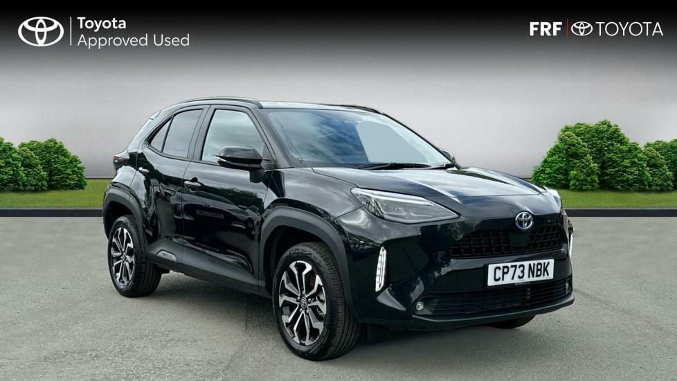 Compare Toyota Yaris Cross 1.5 Vvt-h Design E-cvt Euro 6 Ss CP73NBK Black