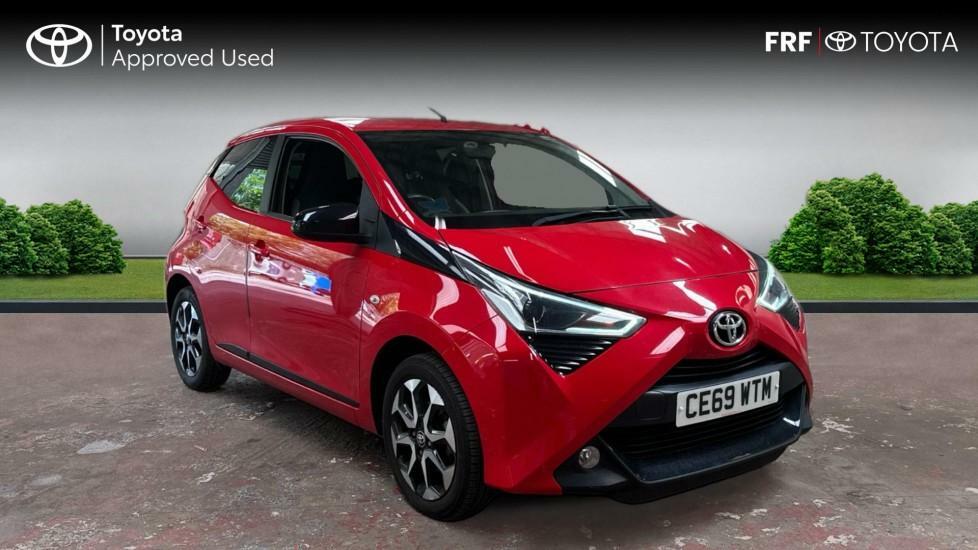 Compare Toyota Aygo X 1.0 Vvt-i X-trend Euro 6 CE69WTM Red