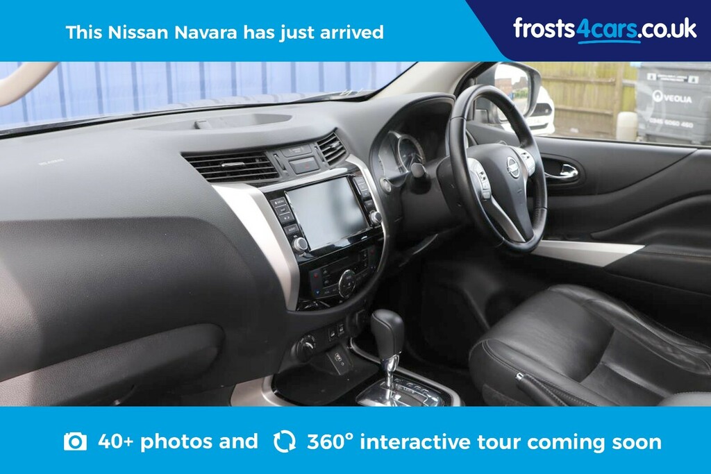 Nissan Navara Double Cab 2.3Dci Tekna 190 4X4 Pick Up Grey #1