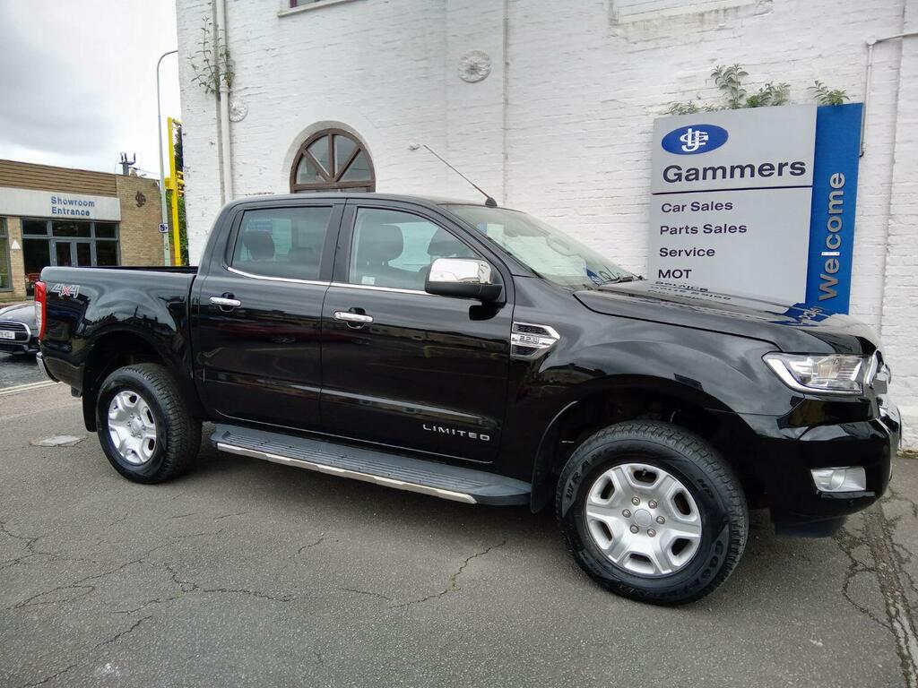 Compare Ford Ranger 2.2 Tdci Limited 1 2018 EA18ZYT Black