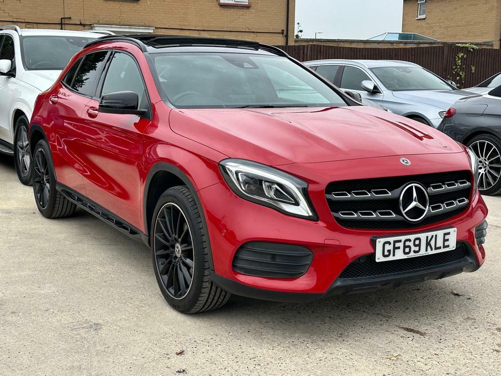 Compare Mercedes-Benz GLA Class 1.6 Gla200 Amg Line Edition Plus 7G-dct Euro 6 GF69KLE Red