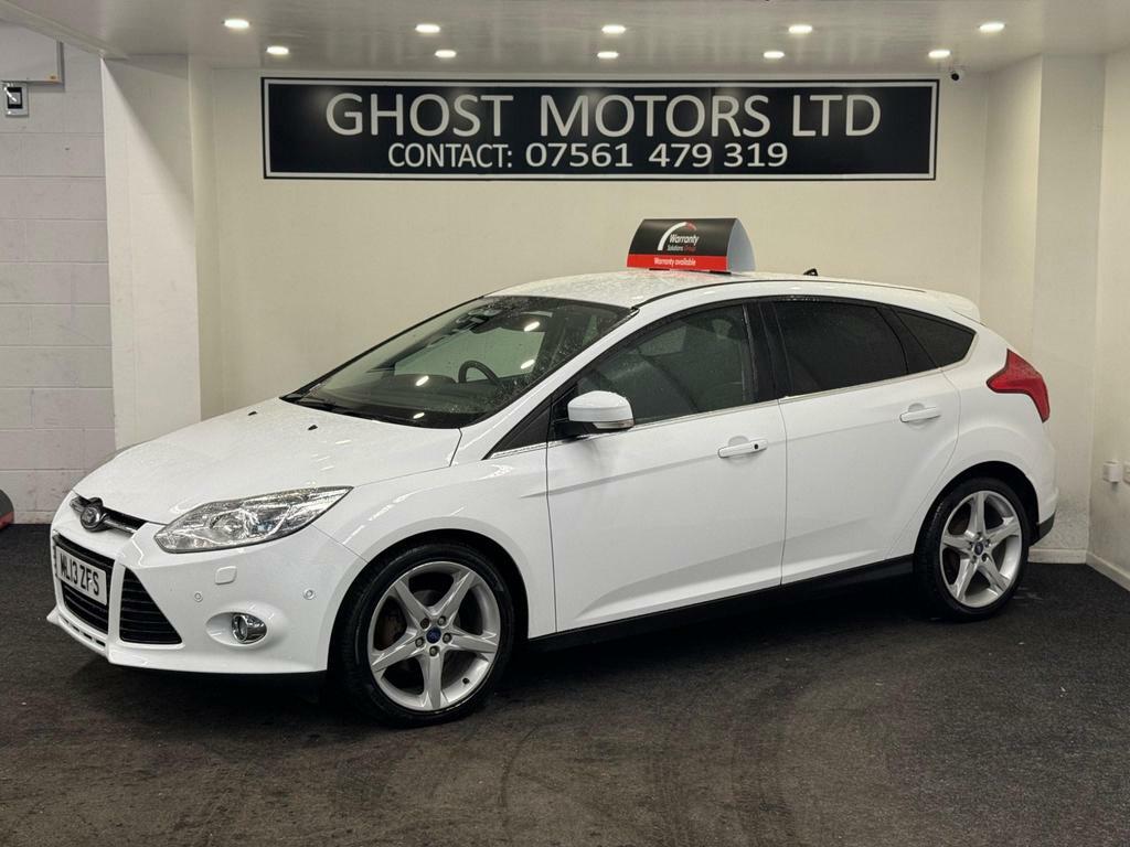 Compare Ford Focus 1.0T Ecoboost Titanium X Euro 5 Ss ML13ZFS White