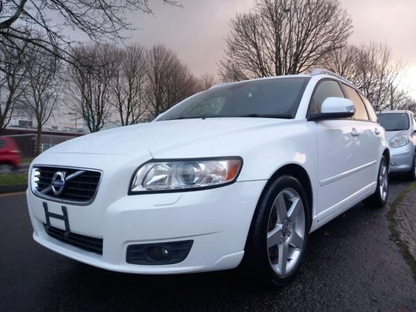 Compare Volvo V50 2.0 Only 41,000 Miles 41K CT12NFR White
