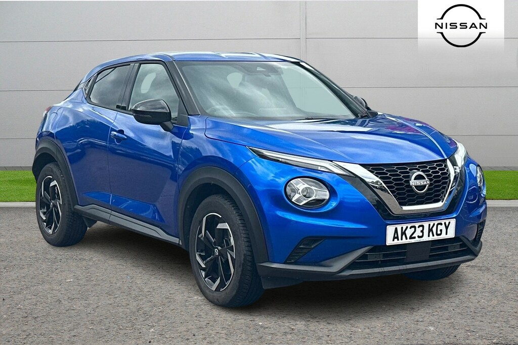 Compare Nissan Juke 1.0 Dig-t 114 N-connecta Dct AK23KGY Blue