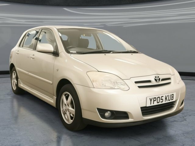Compare Toyota Corolla 1.6 T3 Colour Collection Vvt-i 109 Bhp YP05KUB Silver