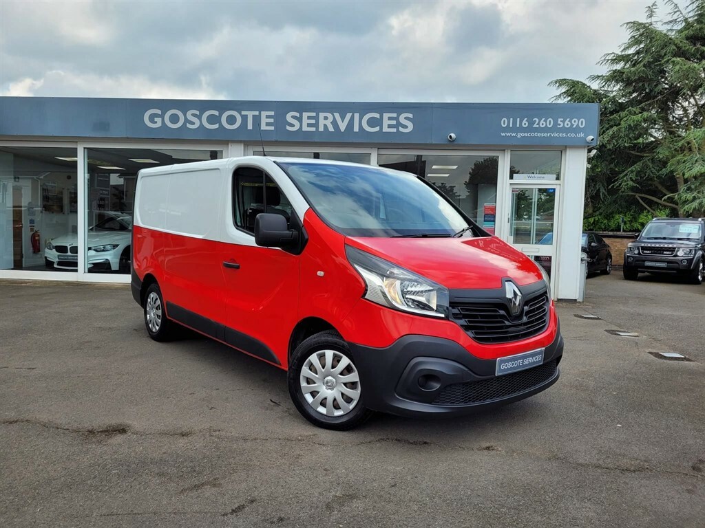 Compare Renault Trafic 1.6 Dci 27 Business Swb Standard Roof Euro 6 FE68RUY White