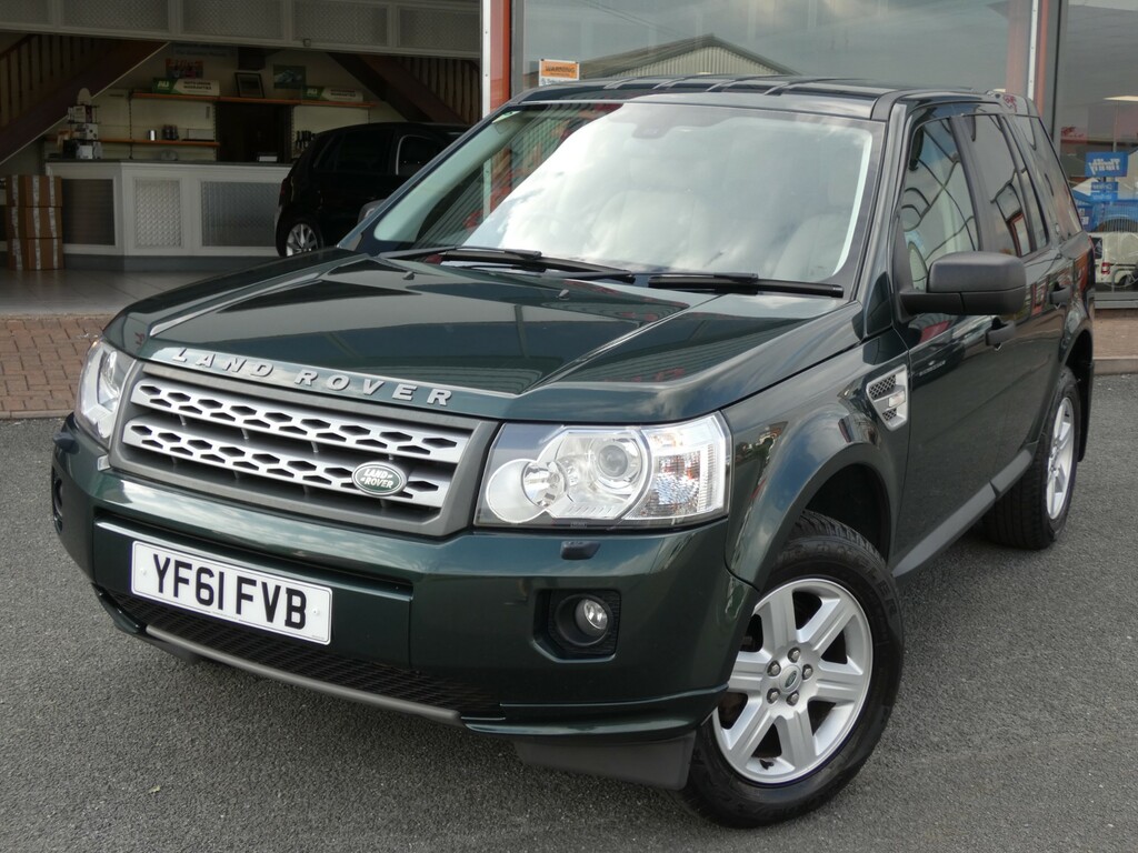 Compare Land Rover Freelander Td4 Gs Only 51,417 Miles Vgsh Privacy Gla YF61FVB Green