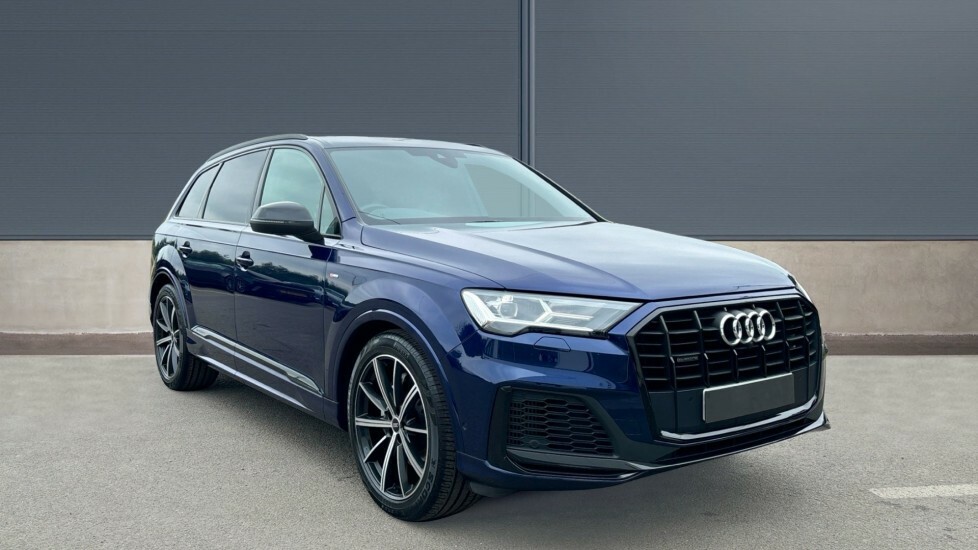 Compare Audi Q7 Black Edition LT72NFX Blue