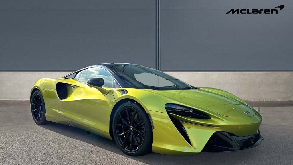 Compare McLaren Artura V6 Phev LN24WLF Green