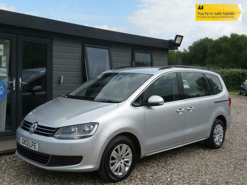 Compare Volkswagen Sharan 2.0 Tdi Bluemotion Tech GK13LFE Silver