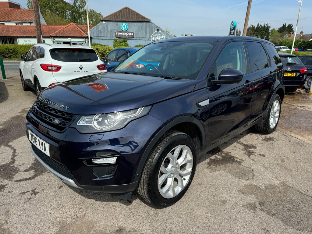Compare Land Rover Discovery Sport Discovery Sport Hse Td4 YE16XYA Blue