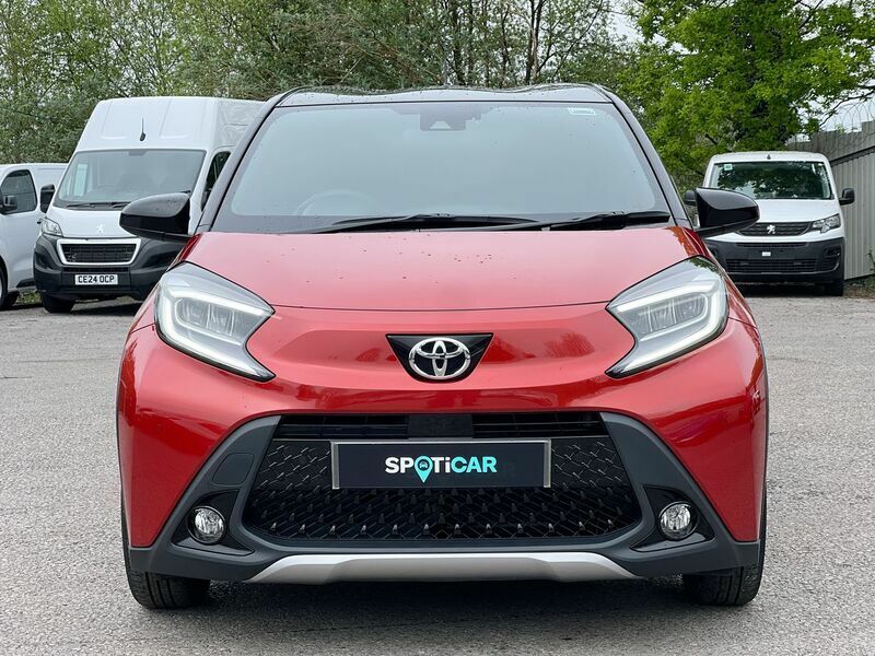Compare Toyota Aygo 1.0 Vvt-i Exclusive Hatchback X-shift E RE72YOO Red