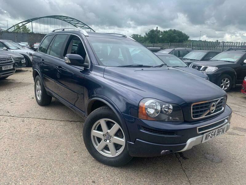 Compare Volvo XC90 2.4 D5 Es Geartronic WF64BFN Blue
