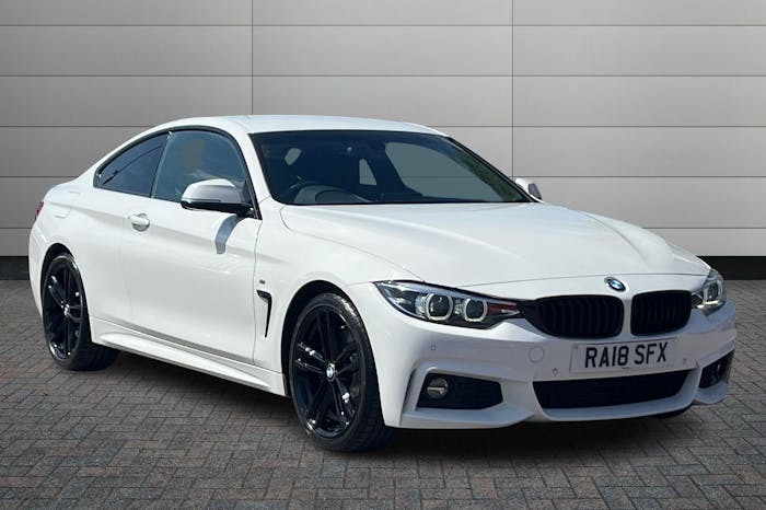 Compare BMW 4 Series Gran Coupe 2.0 420D M Sport Coupe 190 Ps RA18SFX White