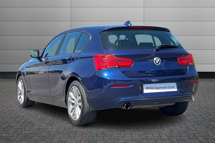 Compare BMW 1 Series 1.5 118I Sport Hatchback 136 Ps LB66GYU Blue