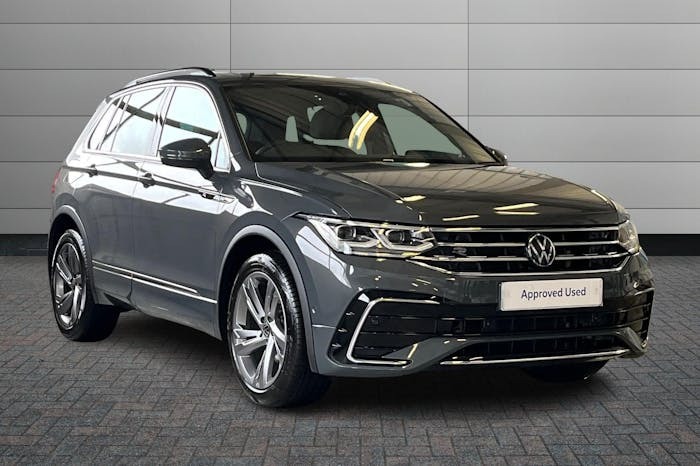 Compare Volkswagen Tiguan 1.5 Tsi R Line Edition Suv Dsg 150 Ps AO73WBU Grey