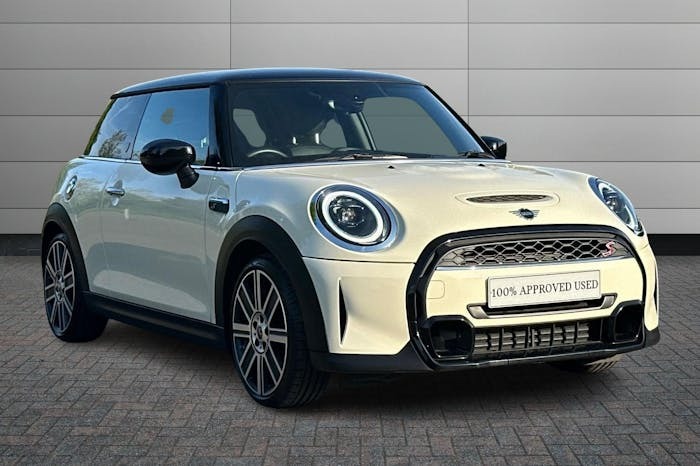 Compare Mini Hatch 2.0 Cooper S Exclusive Hatchback Steptr YE72FUP White