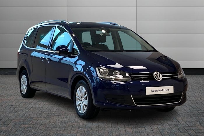 Compare Volkswagen Sharan 1.4 Tsi Gpf Se Nav Mpv Dsg 150 Ps EO70WUE Blue