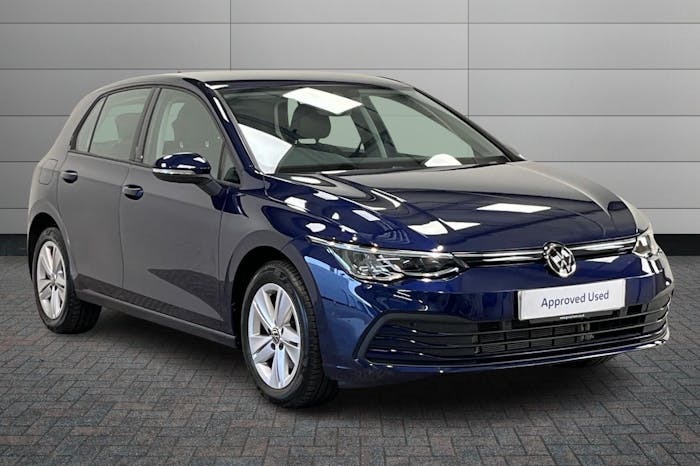 Compare Volkswagen Golf 1.5 Tsi Life Hatchback 150 Ps GL23LZF Blue