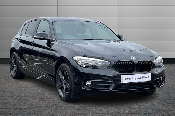 Compare BMW 1 Series 2.0 118D Sport Hatchback 150 Ps YL18JHY Black